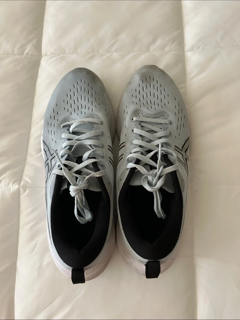Asics light blue gel excite 10 Athletic Sneakers size 9.5